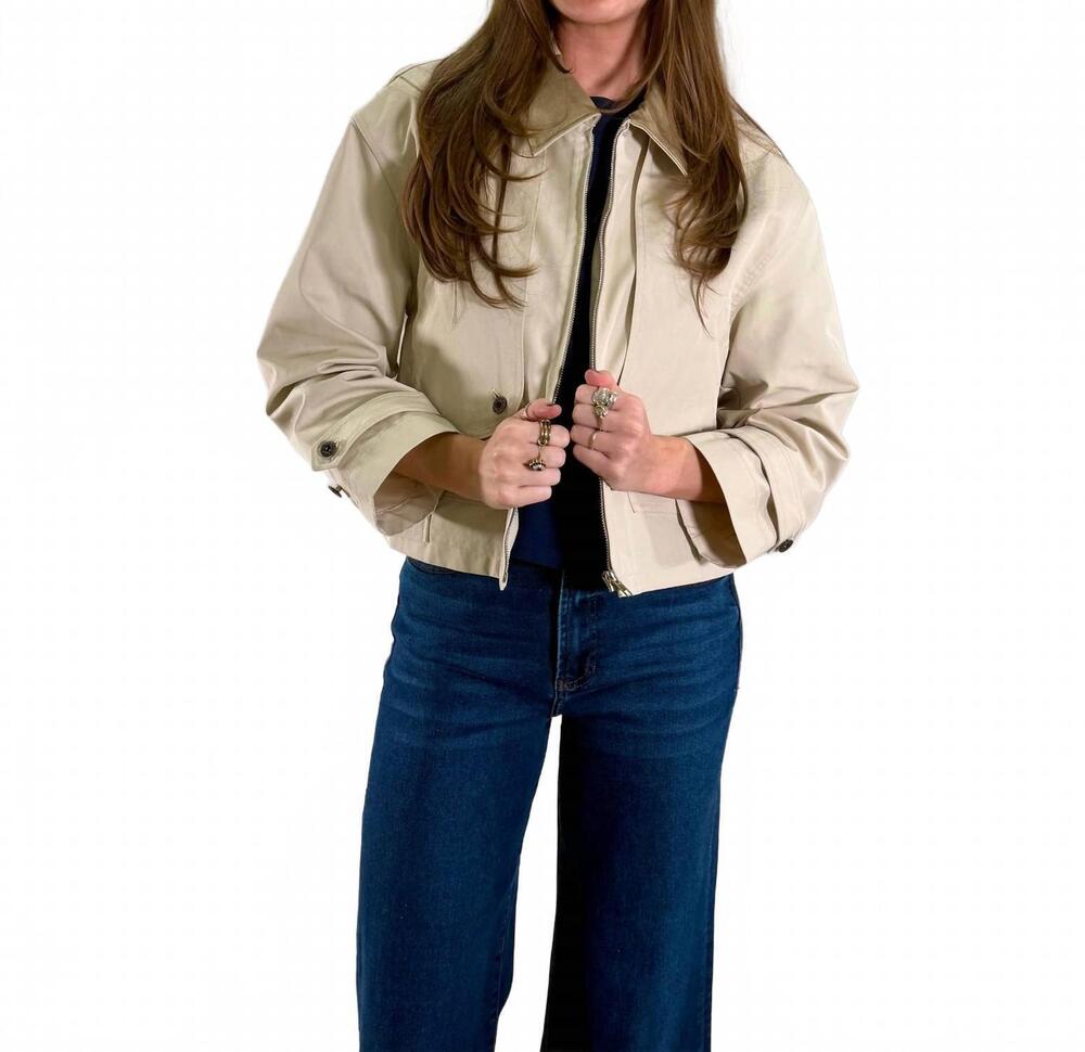 NEW ELAN lightweight cropped utility jacket in ecru